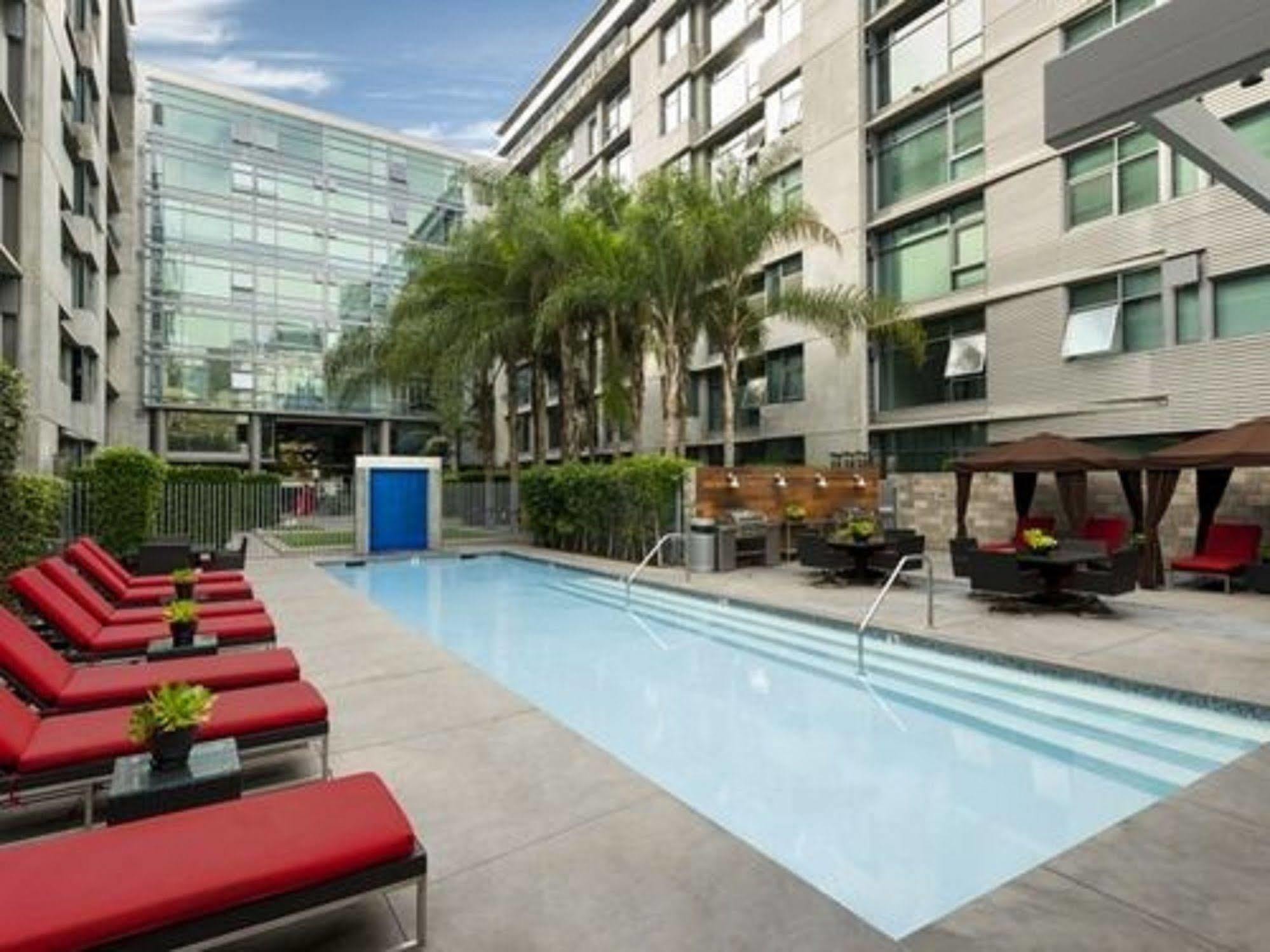 Luxury Loft Next To Staples Center Los Angeles